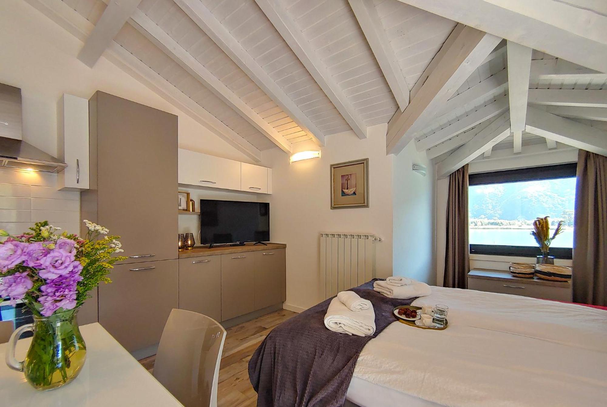 Dascio Silence Ferienwohnung Mit Panorama Balkon Dış mekan fotoğraf